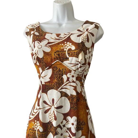 Vintage Royal Hawaiian Floral Maxi Dress - Picture 9 of 10